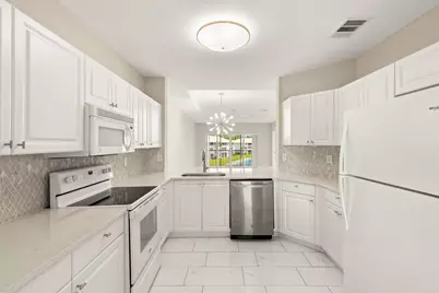 7846 Regal Heron Circle #306, Naples, FL 34104 - Photo 5