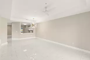 7846 Regal Heron Circle, Naples, FL 34104 - Photo 9