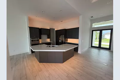 1075 Bonita Court, Marco Island, FL 34145 - Photo 9