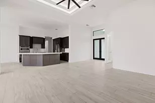 1075 Bonita Ct, Marco Island, FL 34145 - Photo 19