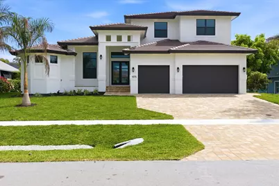 1075 Bonita Court, Marco Island, FL 34145 - Photo 3