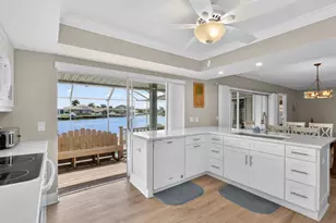 1585 Jamaica Ct, Marco Island, FL 34145 - Photo 5