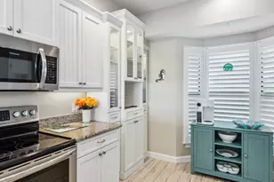 232 La Peninsula Blvd, Naples, FL 34113 - Photo 7