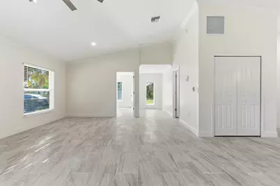 2141 Davis Street, Fort Myers, FL 33916 - Photo 9