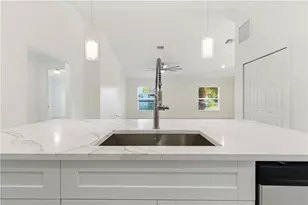 2141 Davis St, Fort Myers, FL 33916 - Photo 19