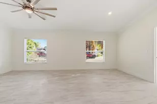 2141 Davis St, Fort Myers, FL 33916 - Photo 11