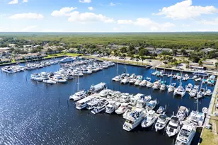 285 Cays Dr, Naples, FL 34114 - Photo 17