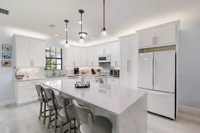 15068 Summit Place Circle, Naples, FL 34119 - Photo 5