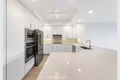 425 Cove Tower Drive #403, Naples, FL 34110 - Photo 3