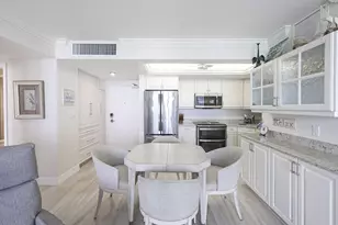 180 Seaview Ct, Marco Island, FL 34145 - Photo 7