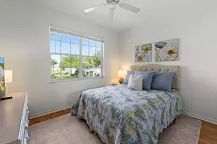 2310 Carrington Ct, Naples, FL 34109 - Photo 9