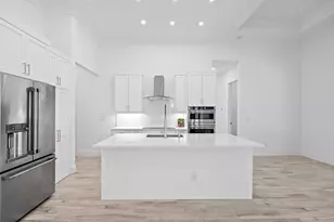 82 Tahiti Rd, Marco Island, FL 34145 - Photo 7
