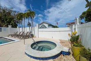 140 Palm St, Marco Island, FL 34145 - Photo 37