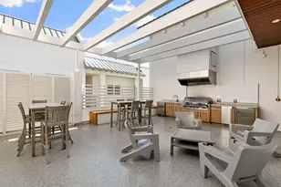 101 8th St S, Naples, FL 34102 - Photo 19