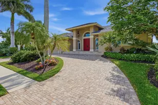 1741 Wavecrest Ct, Marco Island, FL 34145 - Photo 3