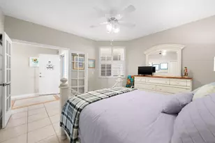 201 Vintage Bay Dr, Marco Island, FL 34145 - Photo 23