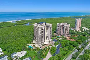 6001 Pelican Bay Blvd, Naples, FL 34108 - Photo 37