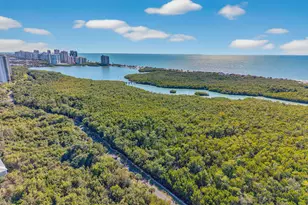 6001 Pelican Bay Blvd, Naples, FL 34108 - Photo 41