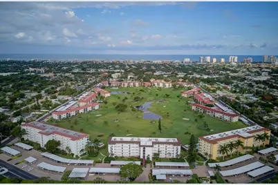 49 High Point Circle S #102, Naples, FL 34103 - Photo 5