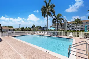 731 W Elkcam Cir, Marco Island, FL 34145 - Photo 19