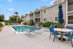 829 W Elkcam Cir, Marco Island, FL 34145 - Photo 23