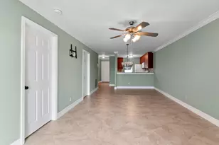 829 W Elkcam Cir, Marco Island, FL 34145 - Photo 13