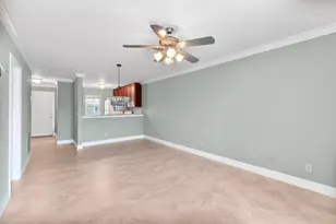 829 W Elkcam Cir, Marco Island, FL 34145 - Photo 9