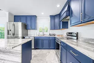 112 Capri Blvd, Naples, FL 34113 - Photo 11