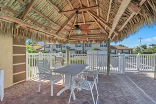 731 W Elkcam Cir, Marco Island, FL 34145 - Photo 33
