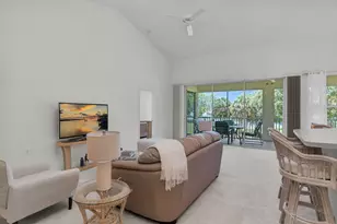 285 Cays Dr, Naples, FL 34114 - Photo 9