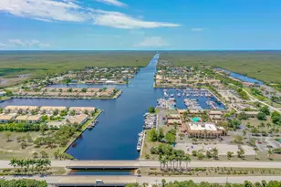 285 Cays Dr, Naples, FL 34114 - Photo 45