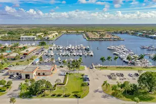 285 Cays Dr, Naples, FL 34114 - Photo 43