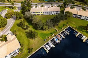 285 Cays Dr, Naples, FL 34114 - Photo 39