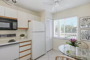 5970 Amherst Dr, Naples, FL 34112 - Photo 9