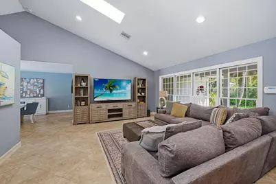 3731 5th Avenue NW, Naples, FL 34120 - Photo 5