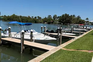 330 Kon Tiki Dr, Naples, FL 34113 - Photo 1