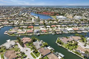 1084 Whiteheart Ct, Marco Island, FL 34145 - Photo 35