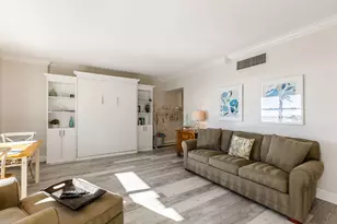 220 Seaview Ct, Marco Island, FL 34145 - Photo 5
