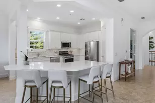 3176 Serena Ln, Naples, FL 34114 - Photo 5