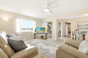 2875 Citrus Lake Dr, Naples, FL 34109 - Photo 5