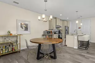 14867 Edgewater Cir, Naples, FL 34114 - Photo 7