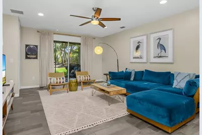 14867 Edgewater Circle, Naples, FL 34114 - Photo 9