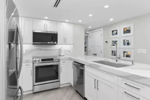 260 Seaview Ct, Marco Island, FL 34145 - Photo 5