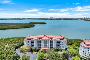 337 Vintage Bay Dr, Marco Island, FL 34145 - Photo 27