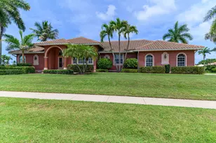 98 Gulfport Ct, Marco Island, FL 34145 - Photo 1