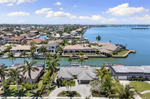 1784 Wavecrest Ct, Marco Island, FL 34145 - Photo 43