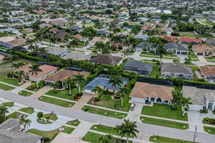139 Balfour Dr, Marco Island, FL 34145 - Photo 29