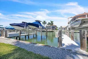 848 Collier Ct, Marco Island, FL 34145 - Photo 35