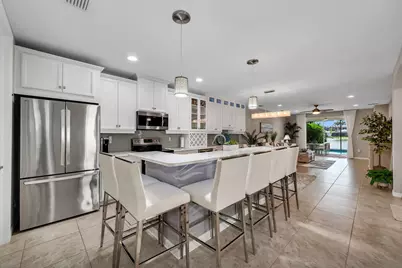 14815 Edgewater Circle, Naples, FL 34114 - Photo 9