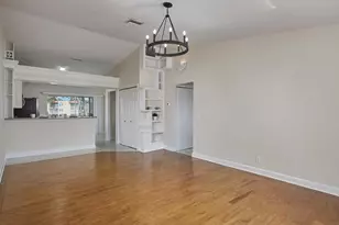 267 Quail Forest Blvd, Naples, FL 34105 - Photo 3